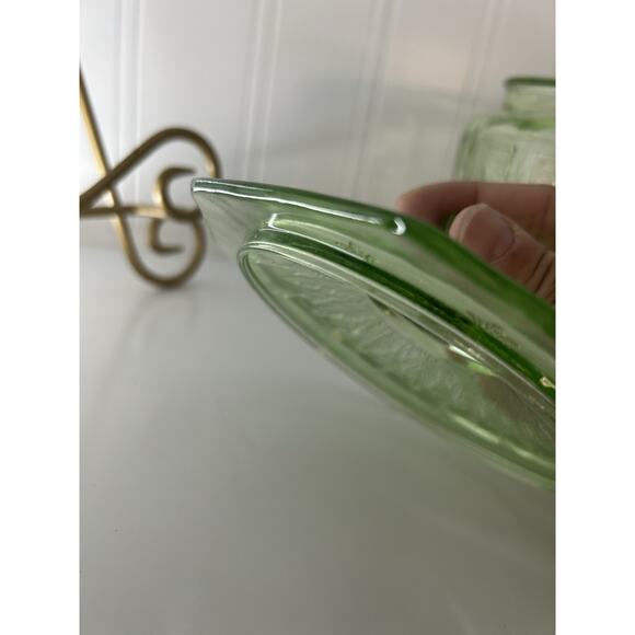 Uranium Glass Cookie Biscuit Jar Anchor Hocking Princess Green Depression Vintag - Picture 7 of 12